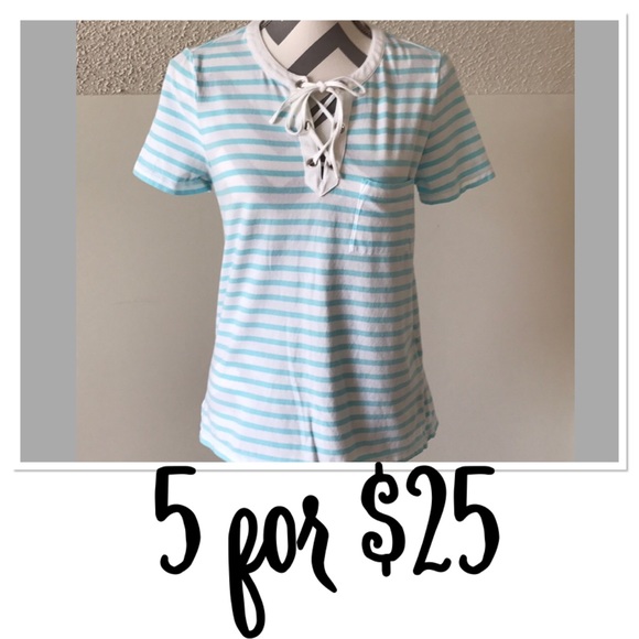 🚨CLOSET CLOSING🚨 Nautica Blue/White Stripe Lace Up Front Top - Picture 2 of 6